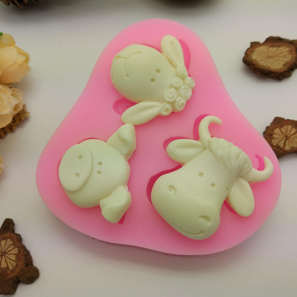 Cestony Cute Lovely Farm Animals Head Cow Sheep Pig Present Silicone Molds for DIY Cake Fondant Biscuit Cookies Soap Sugar Pudding Chocolate Hard Candies Dessert Candle Decor