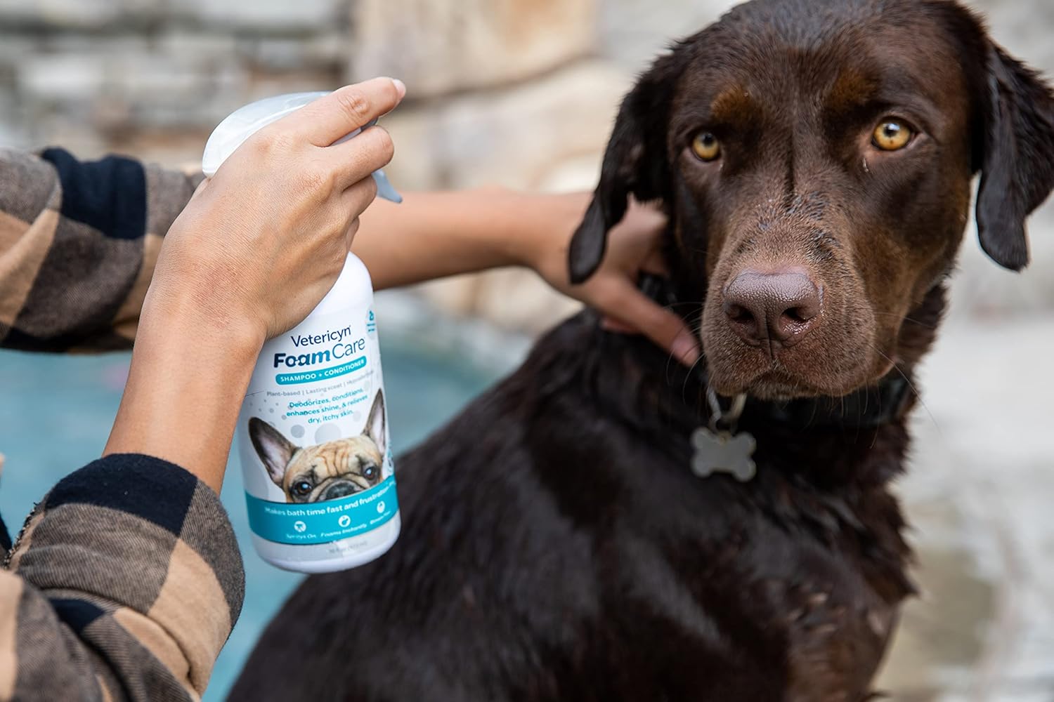 Vetericyn All-in 1 Multifunctional Senior Dog Supplement with Glucosamine and FoamCare Spray-On Plant-Based Dog Shampoo and Conditioner