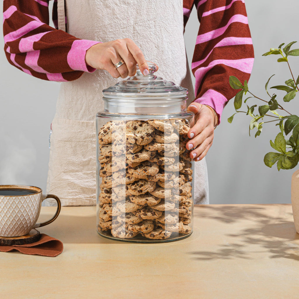 2-Gallon Tall Glass Cookie Jar with Airtight Lid – Large Kitchen Canister for Cookies, Sugar, Flour, and Dog Treats