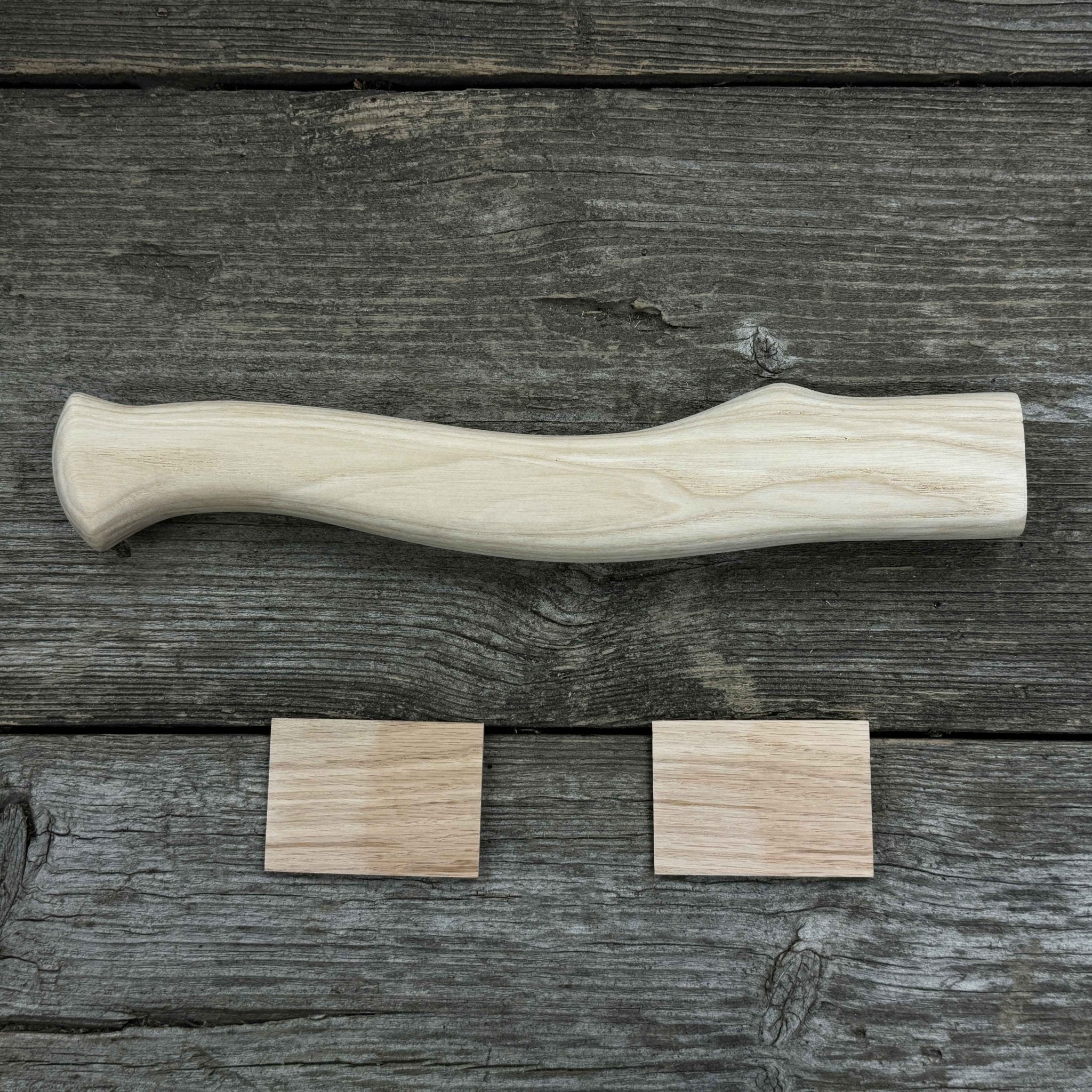 Ash Wood Axe Handle with Red Oak Wedges, 31 cm (12.2 inches)